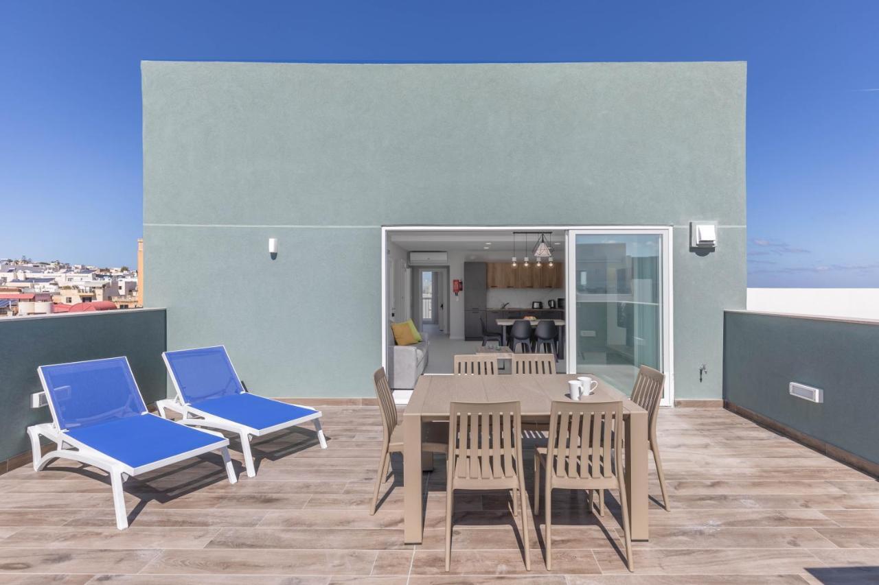 Unique Penthouse With Private Heated Jacuzzi, Close To Restaurants And Night Life Is-Swieqi Exterior photo